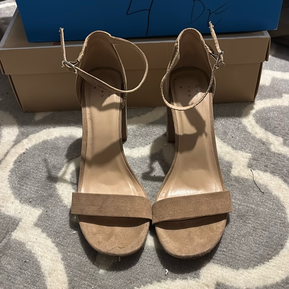 Suede 81/2 women’s sandals